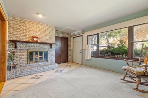 Tiny photo for 210 N Grant Street, Westmont, IL 60559 (MLS # 12506037)