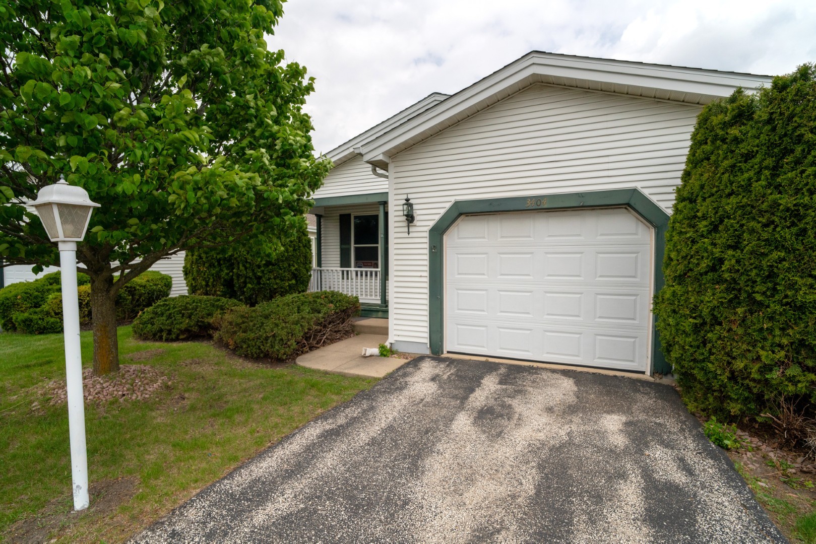 3404 Steeplechase Way