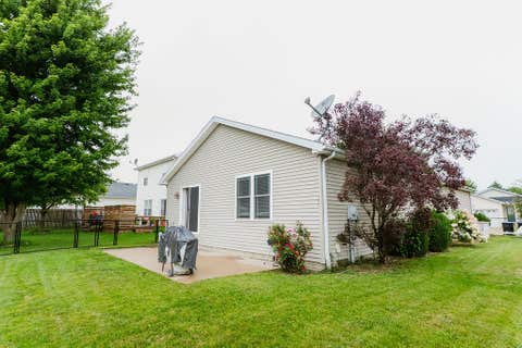 Tiny photo for 3413 Mcniff Drive, Bloomington, IL 61704 (MLS # 12727531)