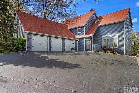 Tiny photo for 7207 Viscaya Drive, Spring Grove, IL 60081 (MLS # 12639035)