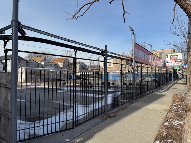 2730 N Western Avenue