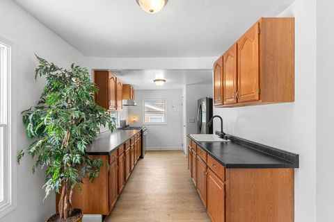 Tiny photo for 1146 S Union Street, Aurora, IL 60505 (MLS # 12589857)