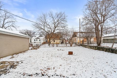 Tiny photo for 1146 S Union Street, Aurora, IL 60505 (MLS # 12589857)