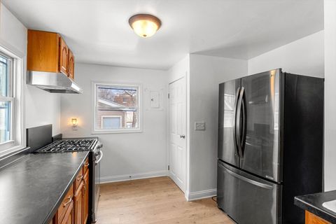 Tiny photo for 1146 S Union Street, Aurora, IL 60505 (MLS # 12589857)