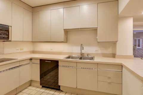 Tiny photo for 643 Ontario Street #3, Oak Park, IL 60302 (MLS # 12492173)