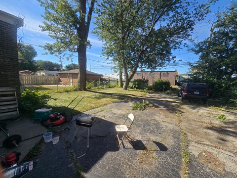 Tiny photo for 566 Hirsch Avenue, Calumet City, IL 60409 (MLS # 12498938)