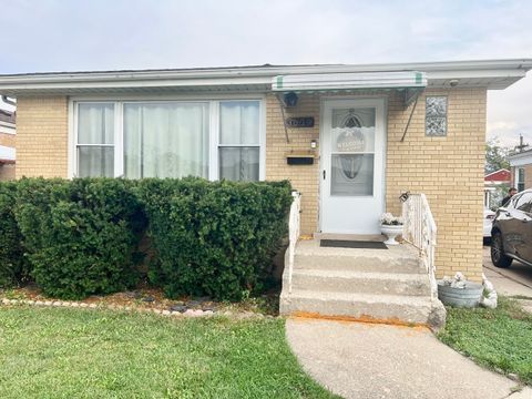 Tiny photo for 3639 DORA Street, Franklin Park, IL 60131 (MLS # 12499342)