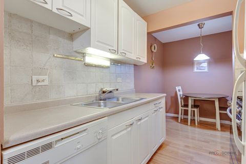 Tiny photo for 7 Oak Creek Drive #3703, Buffalo Grove, IL 60089 (MLS # 12631804)