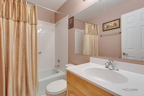 Tiny photo for 7 Oak Creek Drive #3703, Buffalo Grove, IL 60089 (MLS # 12631804)