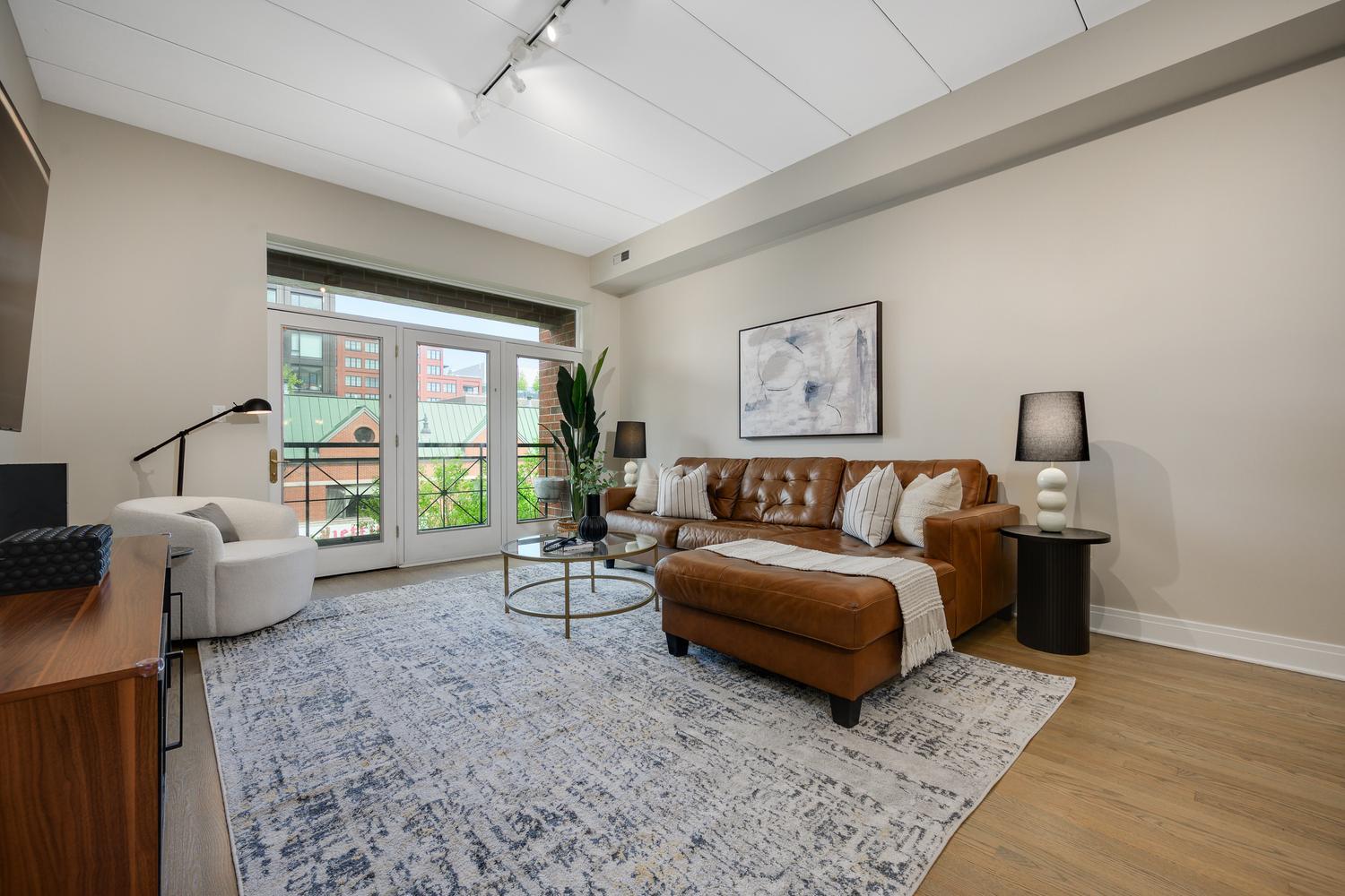 1111 W Madison Street 3B