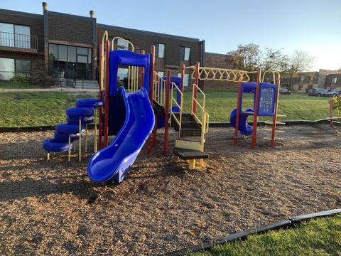 Tiny photo for 722 Tipperary Court #3D, Schaumburg, IL 60193 (MLS # 12500549)