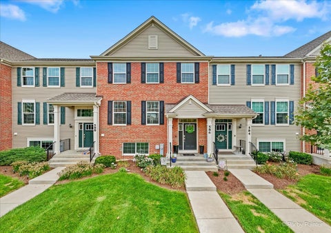 Photo of 586 Cimmaron Circle, Crystal Lake, IL 60012 (MLS # 12755820)