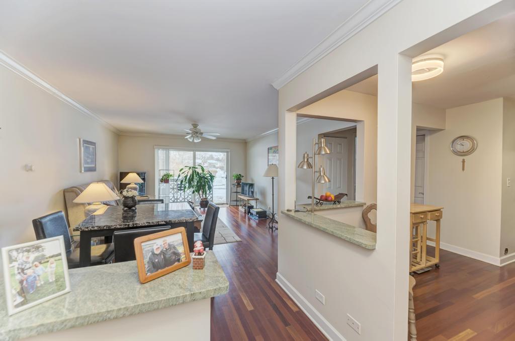 2234 S Goebbert Road 118