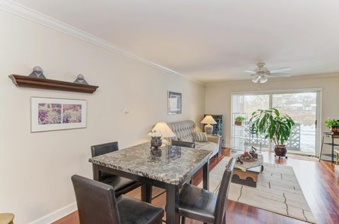 Tiny photo for 2234 S Goebbert Road #118, Arlington Heights, IL 60005 (MLS # 12533447)