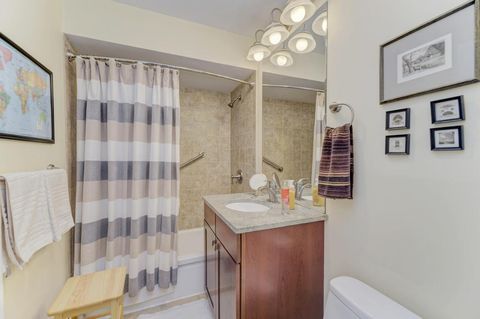 Tiny photo for 2234 S Goebbert Road #118, Arlington Heights, IL 60005 (MLS # 12533447)