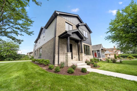Tiny photo for 5604 S 7th Avenue, Countryside, IL 60525 (MLS # 12723566)