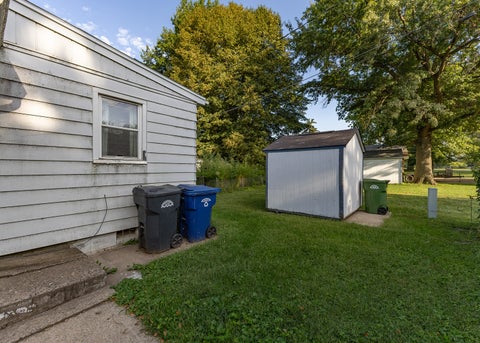 Tiny photo for 1406 25th Avenue, Clinton, IA 52732 (MLS # 12751924)