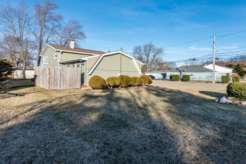 Tiny photo for 3000 19th Place, North Chicago, IL 60064 (MLS # 12546774)