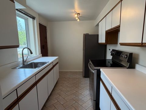 Tiny photo for 424 Braeside Road #2N, Highland Park, IL 60035 (MLS # 12635106)