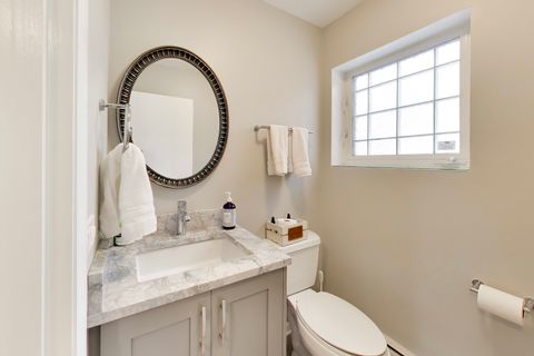 Tiny photo for 1107 S Hamlin Avenue, Park Ridge, IL 60068 (MLS # 12618926)