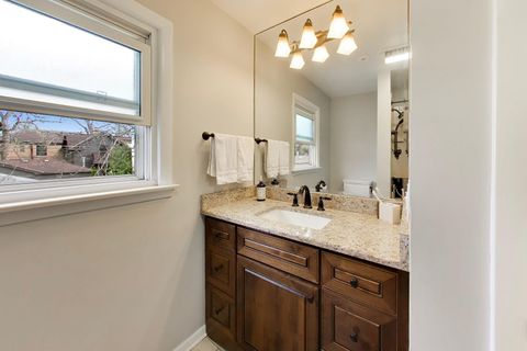 Tiny photo for 1107 S Hamlin Avenue, Park Ridge, IL 60068 (MLS # 12618926)