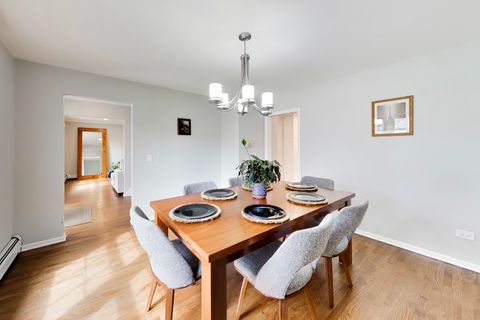 Tiny photo for 1107 S Hamlin Avenue, Park Ridge, IL 60068 (MLS # 12618926)