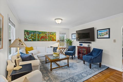 Tiny photo for 311 Neva Avenue, Glenview, IL 60025 (MLS # 12579461)