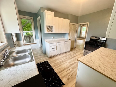 Tiny photo for 1549 W 14th Street, Davenport, IA 52804 (MLS # 12672125)
