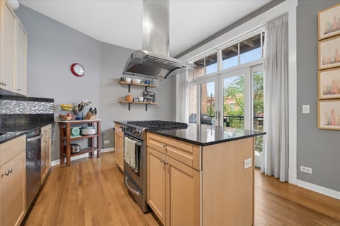 Tiny photo for 2116 W CULLOM Avenue #201, Chicago, IL 60618 (MLS # 12762360)