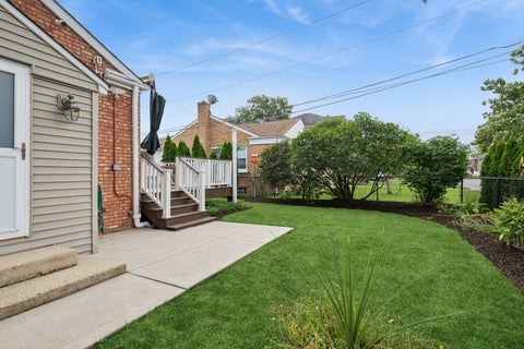 Tiny photo for 6929 W Madison Street, Niles, IL 60714 (MLS # 12767296)
