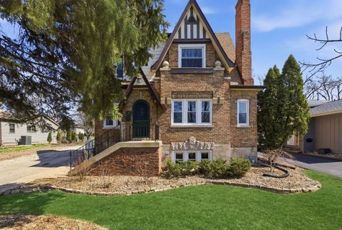 Tiny photo for 4425 Wilson Avenue, Downers Grove, IL 60515 (MLS # 12605311)