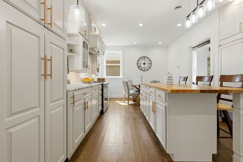 Tiny photo for 4425 Wilson Avenue, Downers Grove, IL 60515 (MLS # 12605311)