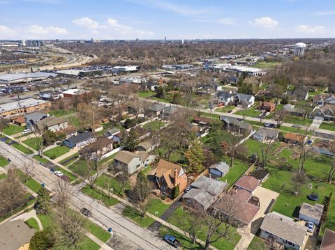 Tiny photo for 4425 Wilson Avenue, Downers Grove, IL 60515 (MLS # 12605311)