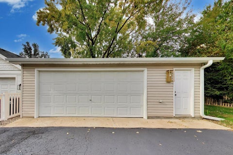 Tiny photo for 22 S Monroe Street, Hinsdale, IL 60521 (MLS # 12789842)
