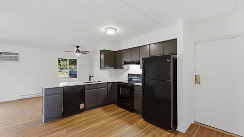 Tiny photo for 645 N Briar Hill Lane #2, Addison, IL 60101 (MLS # 12695335)