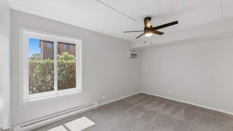 Tiny photo for 645 N Briar Hill Lane #2, Addison, IL 60101 (MLS # 12695335)