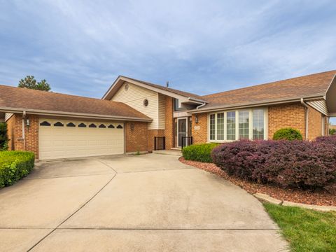 Tiny photo for 8548 Bethany Lane, Tinley Park, IL 60487 (MLS # 12495524)