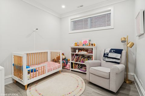 Tiny photo for 912 W Roscoe Street #1, Chicago, IL 60657 (MLS # 12473213)