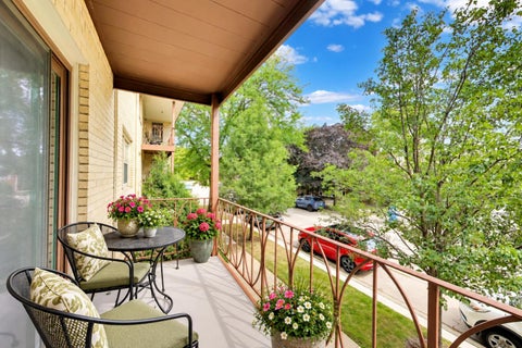 Tiny photo for 4540 N Linder Avenue #2D, Chicago, IL 60630 (MLS # 12761461)