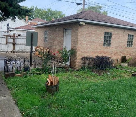 Tiny photo for 1638 S Central Avenue, Cicero, IL 60804 (MLS # 12505962)