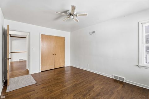 Tiny photo for 311 Grove Street, Crystal Lake, IL 60014 (MLS # 12530146)