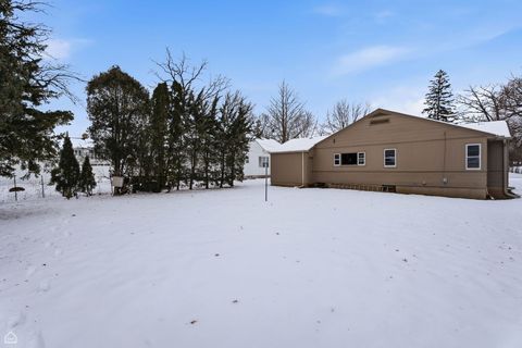 Tiny photo for 311 Grove Street, Crystal Lake, IL 60014 (MLS # 12530146)