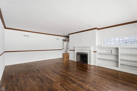 Tiny photo for 311 Grove Street, Crystal Lake, IL 60014 (MLS # 12530146)