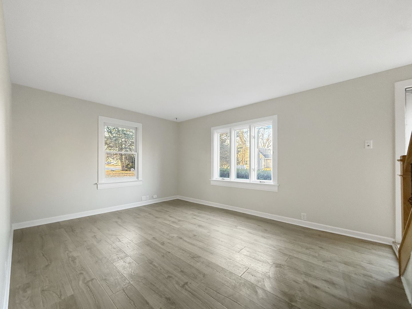 405 E Prairie Avenue