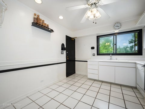 Tiny photo for 4136 Cove Lane #E, Glenview, IL 60025 (MLS # 12726762)