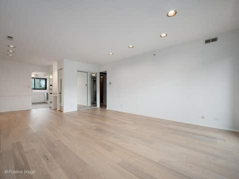 Tiny photo for 4136 Cove Lane #E, Glenview, IL 60025 (MLS # 12726762)