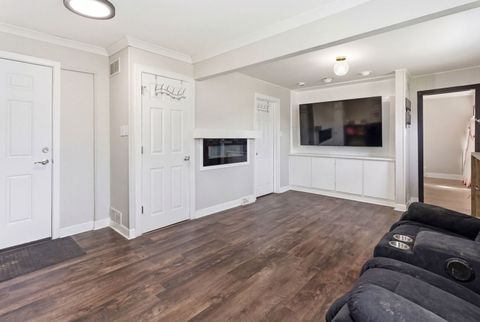 Tiny photo for 14633 EDBROOKE Avenue, Dolton, IL 60419 (MLS # 12584700)