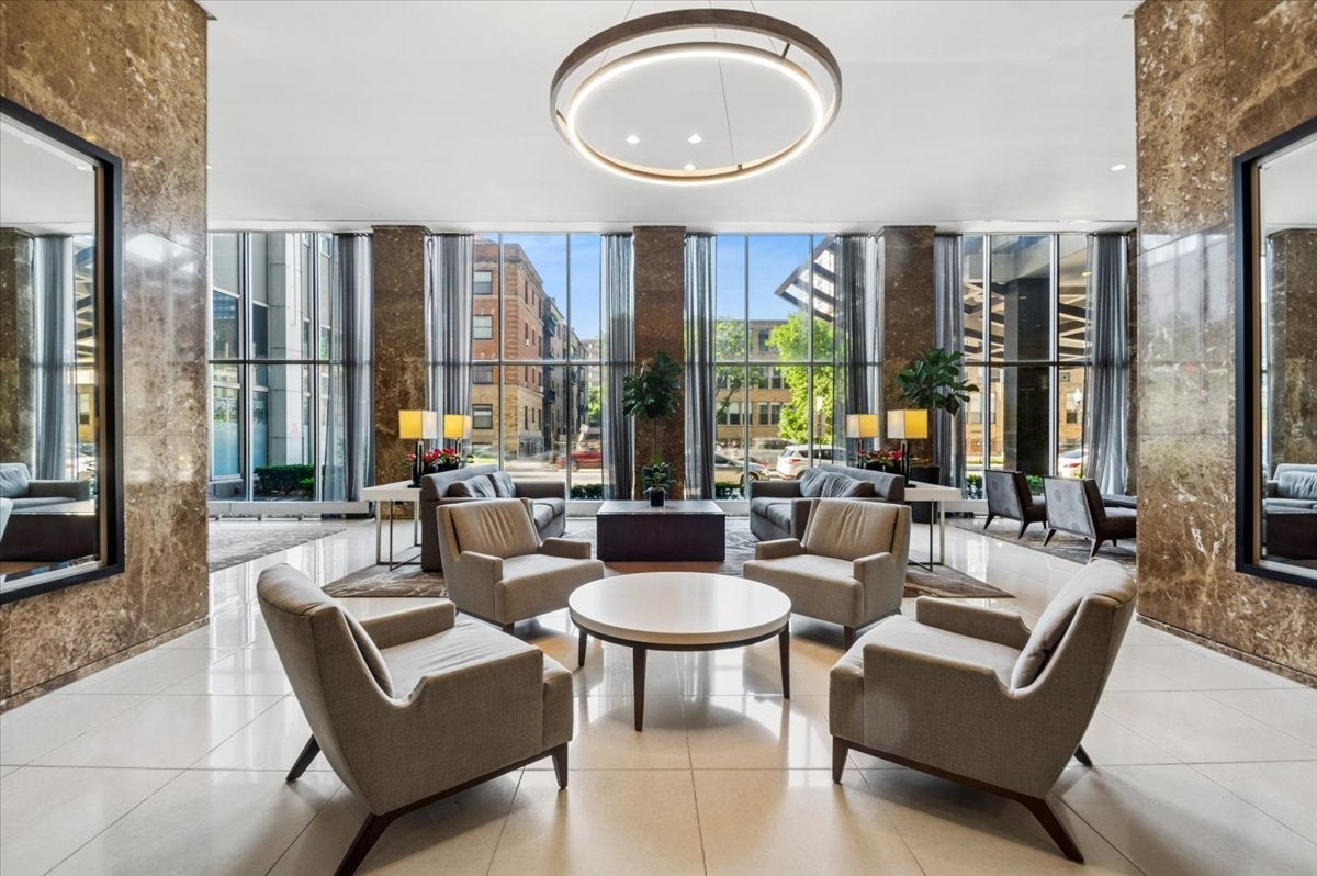 655 W Irving Park Road 402