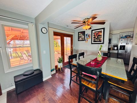 Tiny photo for 2022 Cardinal Drive, Glendale Heights, IL 60139 (MLS # 12631490)