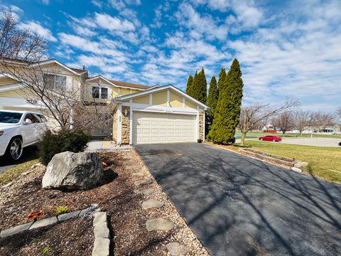 Tiny photo for 2022 Cardinal Drive, Glendale Heights, IL 60139 (MLS # 12631490)